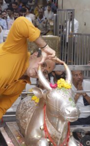 महाकाल दर्शन करते मंदार